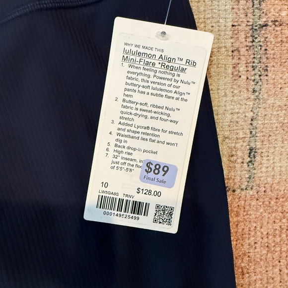 NWT! Lululemon 🍋, Rib Mini-Flare. Navy. Size 10 - Picture 4 of 5